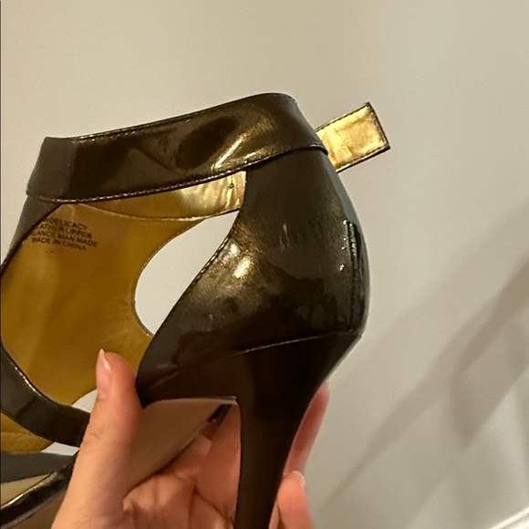 Dark gold/bronze Marciano heels - Picture 14 of 16